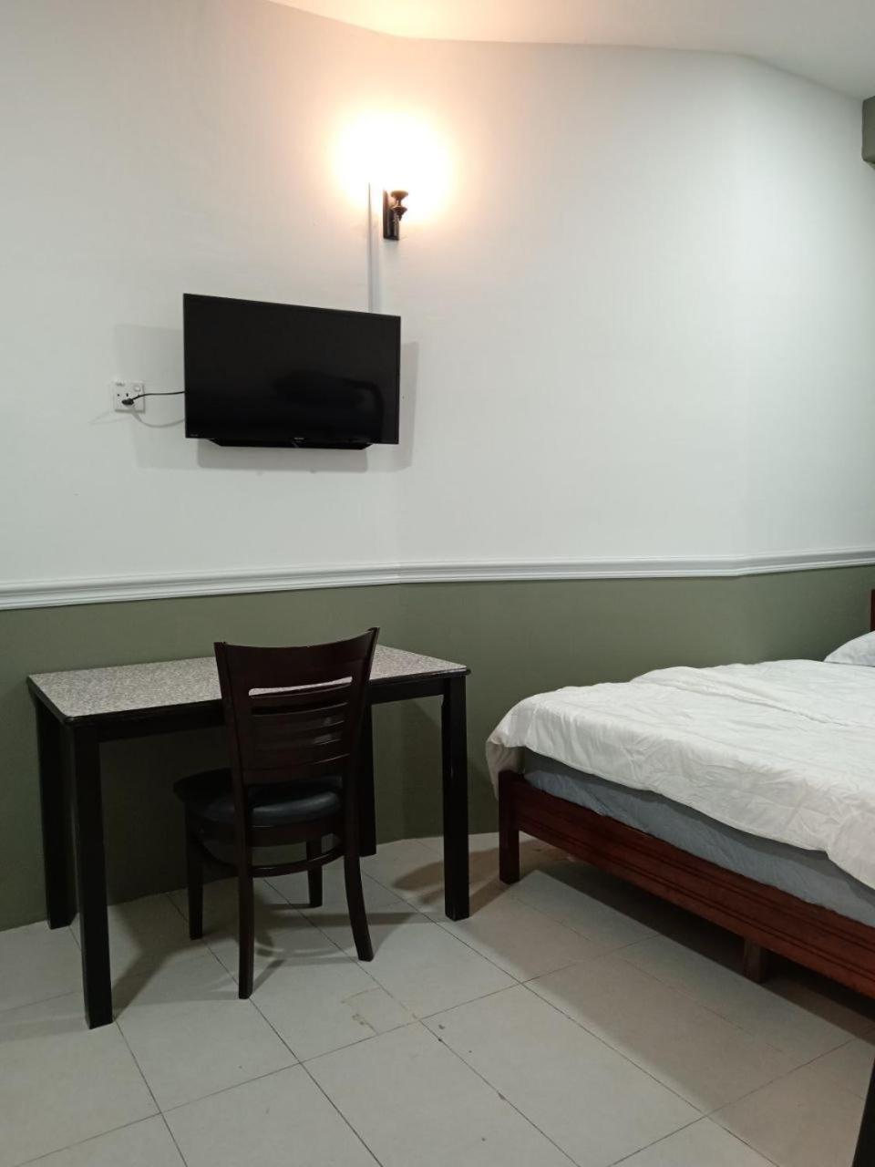Hotel Seri Intan Tampin Habitación foto